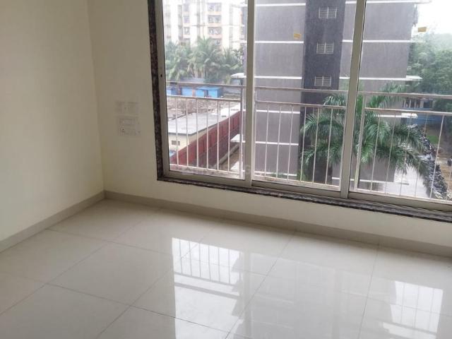 2 BHK Apartment in Kandivali West for resale Mumbai. The reference number is 11659546