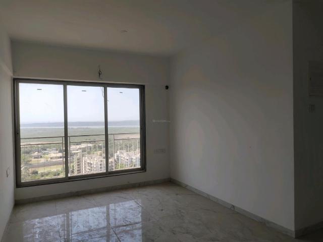 2 BHK Apartment in Kandivali West for resale Mumbai. The reference number is 11666665