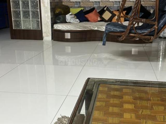 2 BHK Apartment in Kandivali West for resale Mumbai. The reference number is 12131140