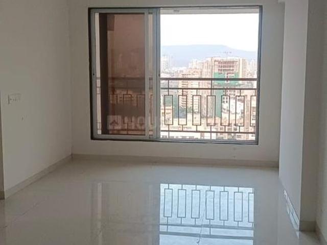 2 BHK Apartment in Kandivali West for resale Mumbai. The reference number is 14813330