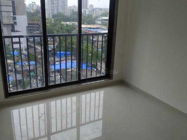 2 BHK Apartment in Kandivali West for resale Mumbai. The reference number is 17368827