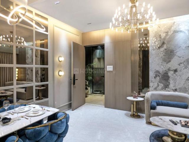 2 BHK Apartment in Kandivali West for resale Mumbai. The reference number is 18051621