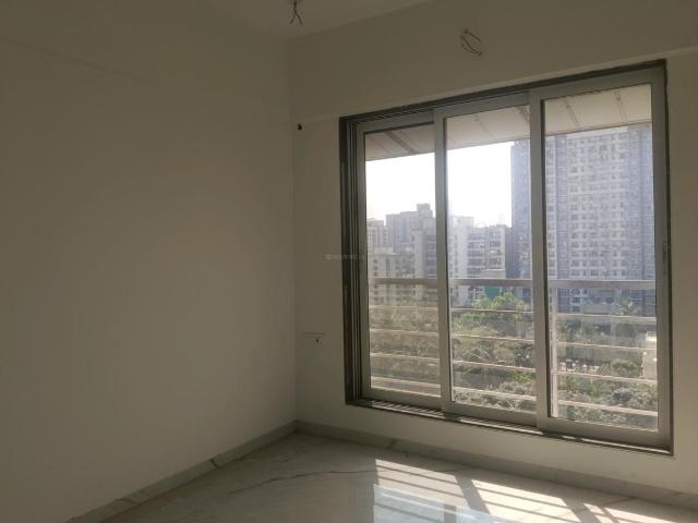 2 BHK Apartment in Kandivali West for resale Mumbai. The reference number is 19510423