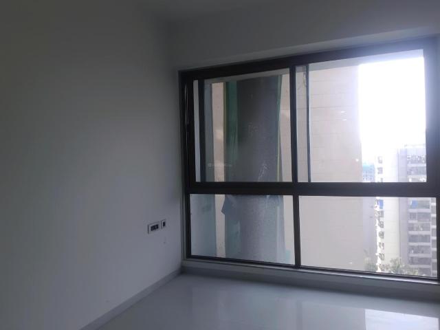2 BHK Apartment in Kandivali West for resale Mumbai. The reference number is 19520231