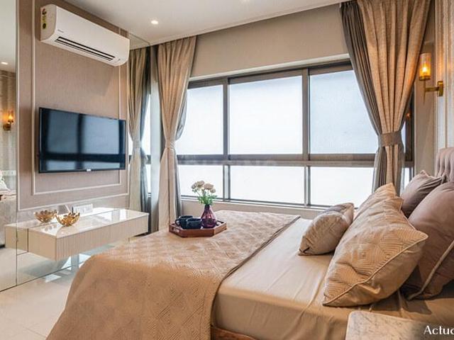2 BHK Apartment in Kandivali West for resale Mumbai. The reference number is 19525301