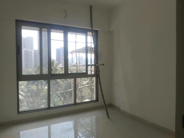 2 BHK Apartment in Kandivali West for resale Mumbai. The reference number is 19537489