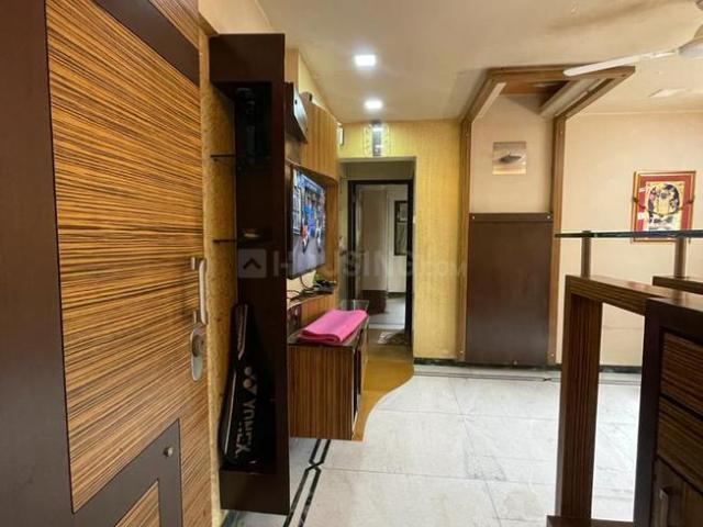 2 BHK Apartment in Kandivali West for resale Mumbai. The reference number is 19682044