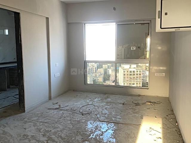 2 BHK Apartment in Kandivali West for resale Mumbai. The reference number is 19773680