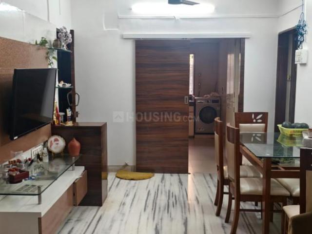 2 BHK Apartment in Kandivali West for resale Mumbai. The reference number is 19783295