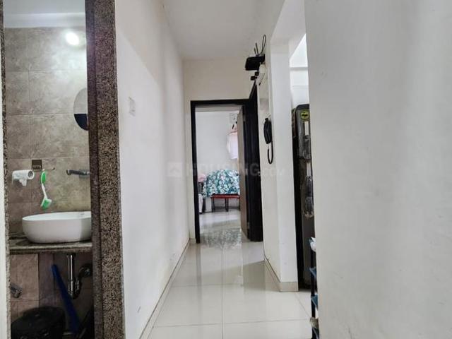 2 BHK Apartment in Kandivali West for resale Mumbai. The reference number is 19988506