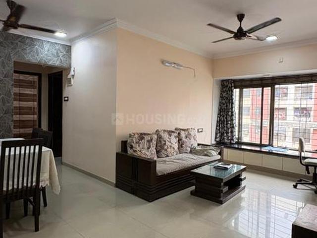 2 BHK Apartment in Kandivali West for resale Mumbai. The reference number is 20441253