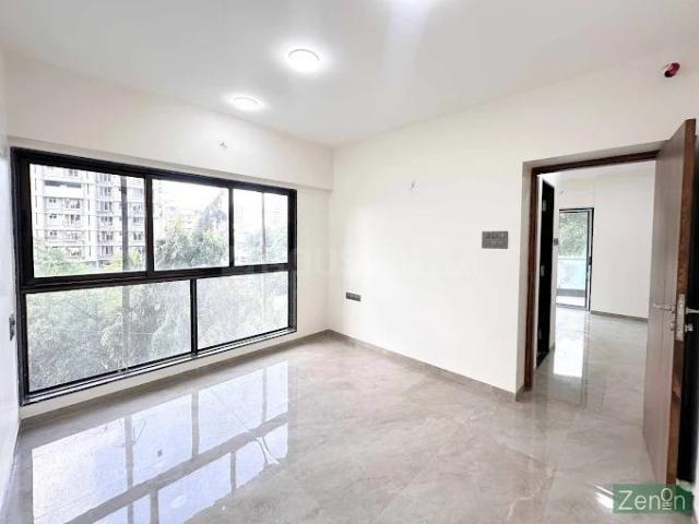 2 BHK Apartment in Kandivali West for resale Mumbai. The reference number is 20465287