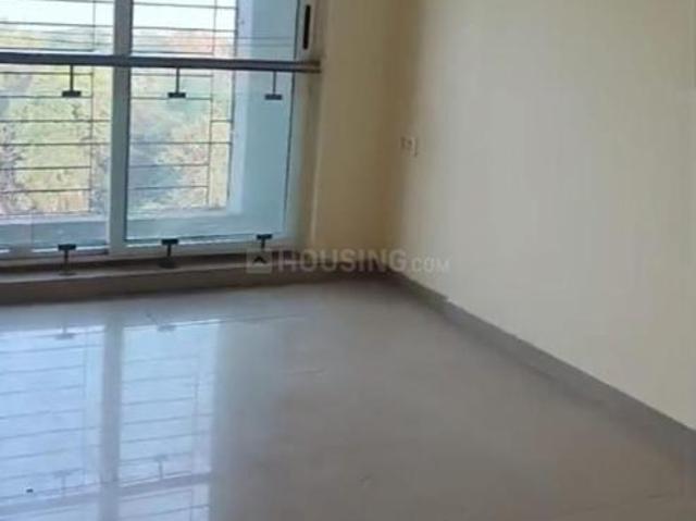 2 BHK Apartment in Kandivali West for resale Mumbai. The reference number is 20485404