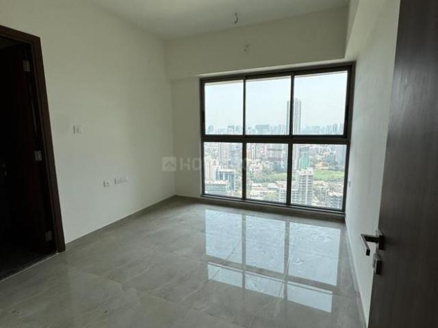 2 BHK Apartment in Kandivali West for resale Mumbai. The reference number is 20500550