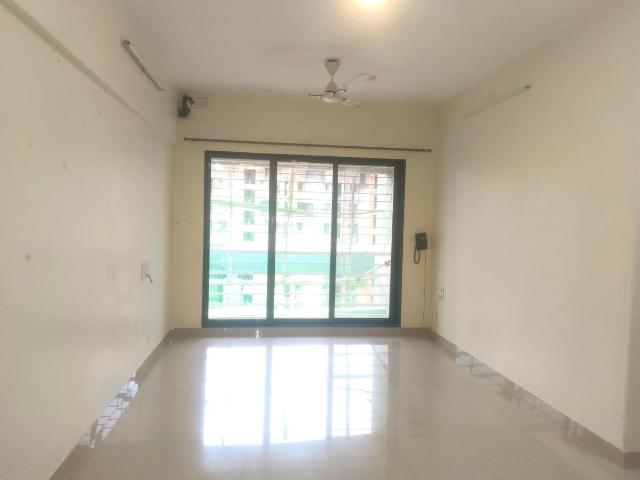 2 BHK Apartment in Kandivali West for resale Mumbai. The reference number is 20705009