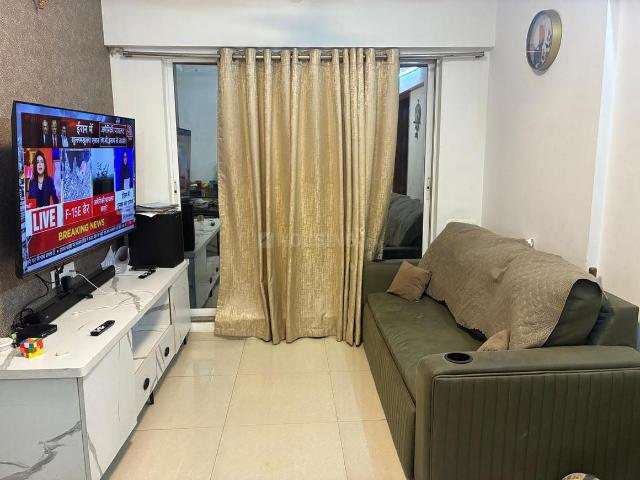 2 BHK Apartment in Kandivali West for resale Mumbai. The reference number is 20808447