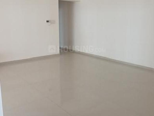 2 BHK Apartment in Kandivali West for resale Mumbai. The reference number is 20912452