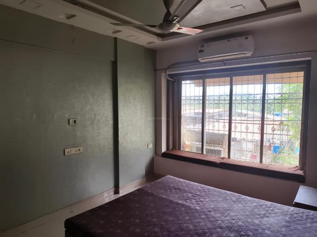 2 BHK Apartment in Kandivali West for resale Mumbai. The reference number is 20948491