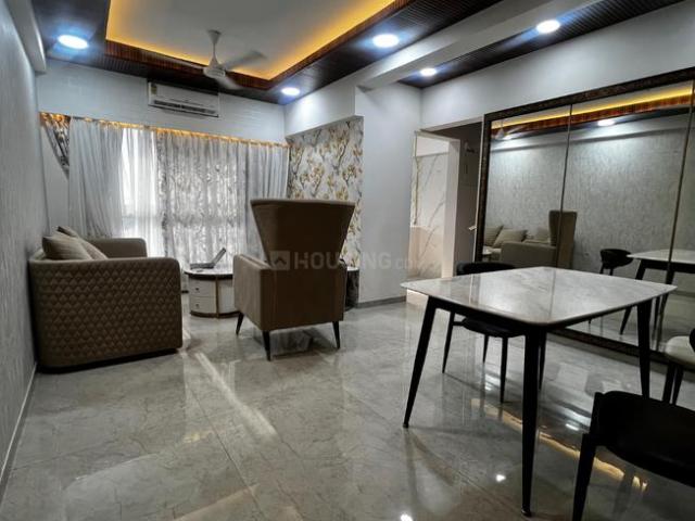 2 BHK Apartment in Kandivali West for resale Mumbai. The reference number is 20026061