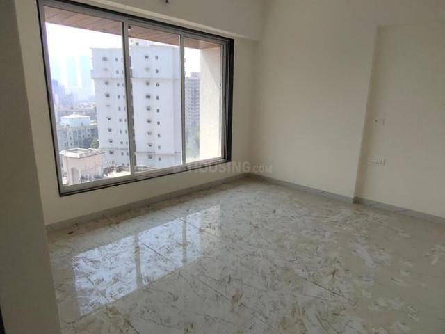 2 BHK Apartment in Kandivali West for resale Mumbai. The reference number is 20038728
