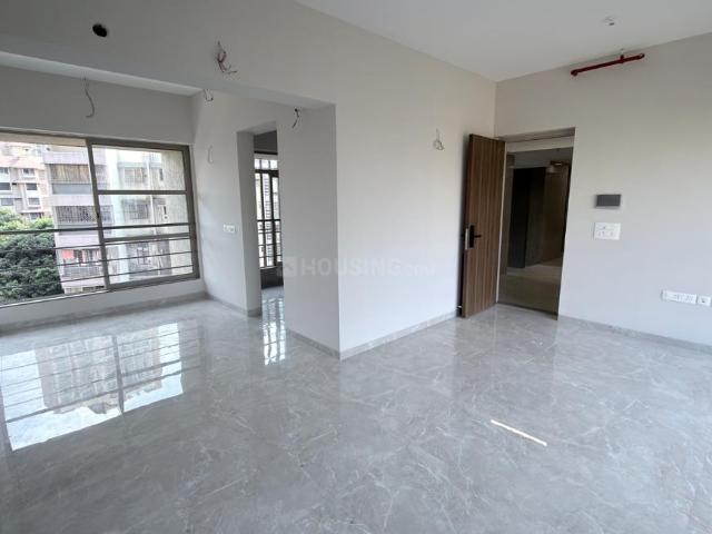 2 BHK Apartment in Kandivali West for resale Mumbai. The reference number is 20062433