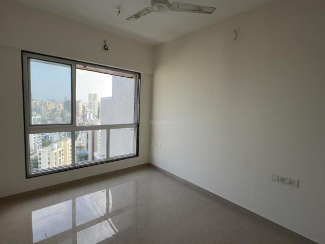2 BHK Apartment in Kandivali West for resale Mumbai. The reference number is 20247093