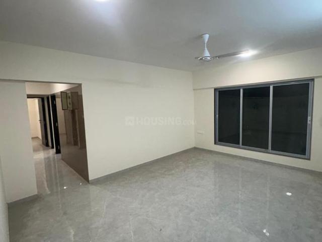 2 BHK Apartment in Kandivali West for resale Mumbai. The reference number is 20386956