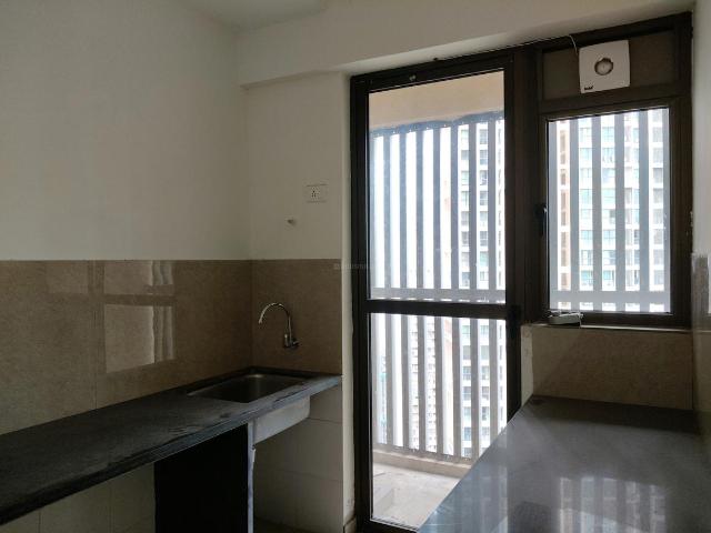 2 BHK Apartment in Kanjurmarg East for rent Mumbai. The reference number is 18010962