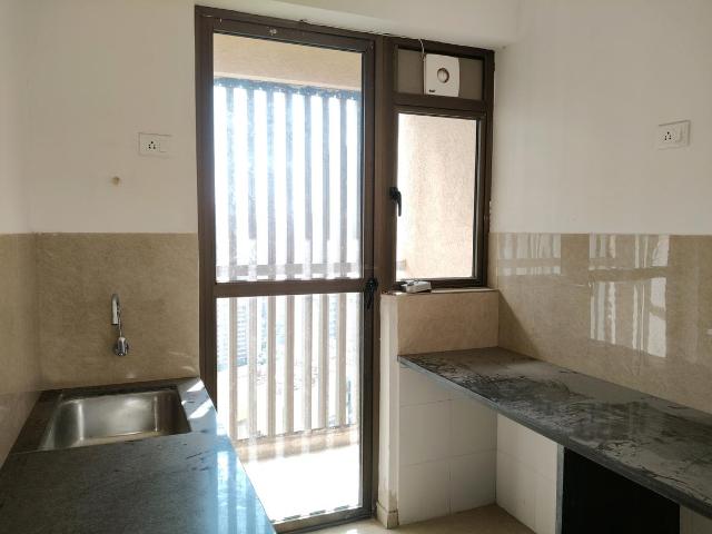 2 BHK Apartment in Kanjurmarg East for rent Mumbai. The reference number is 18512630