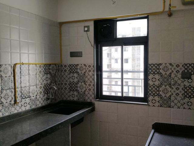 2 BHK Apartment in Kanjurmarg East for resale Mumbai. The reference number is 18479070