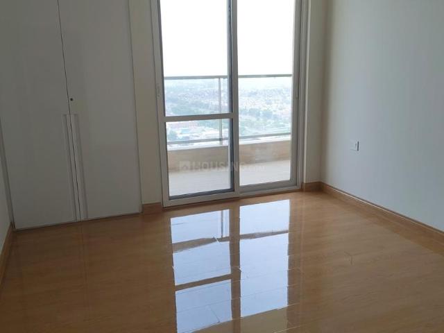 2 BHK Apartment in Karampura for rent New Delhi. The reference number is 20716040