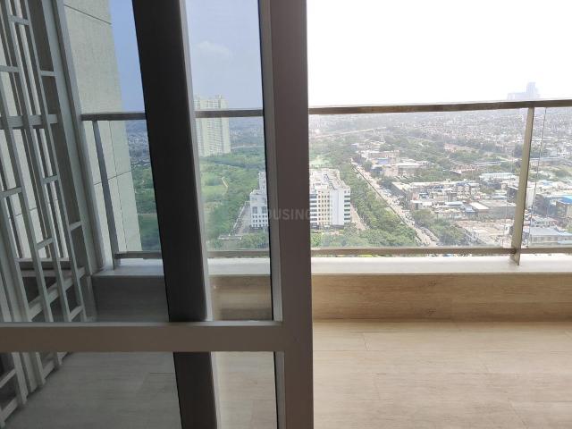2 BHK Apartment in Karampura for rent New Delhi. The reference number is 21009753