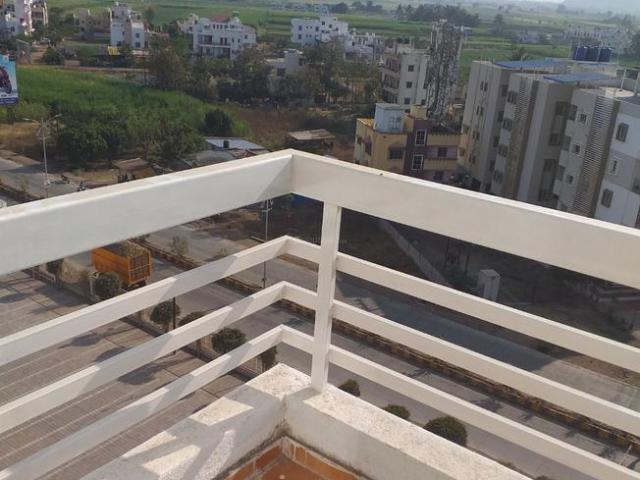 2 BHK Apartment in Karad for rent Satara. The reference number is 9797480