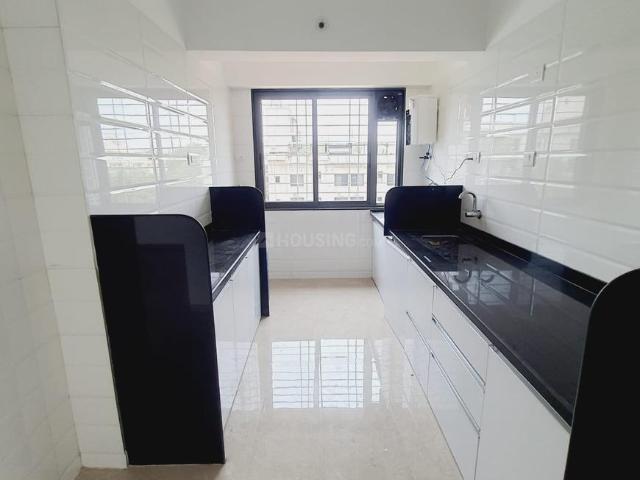 2 BHK Apartment in Karve Nagar for rent Pune. The reference number is 20050010