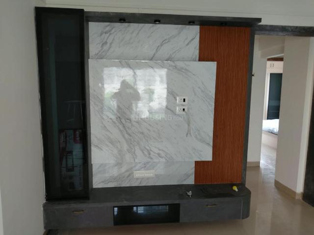 2 BHK Apartment in Karve Nagar for rent Pune. The reference number is 20860555