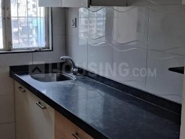 2 BHK Apartment in Kasarvadavali for rent Thane. The reference number is 13000785