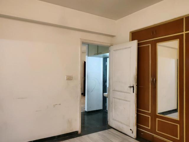 2 BHK Apartment in Kasarvadavali for rent Thane. The reference number is 14747592