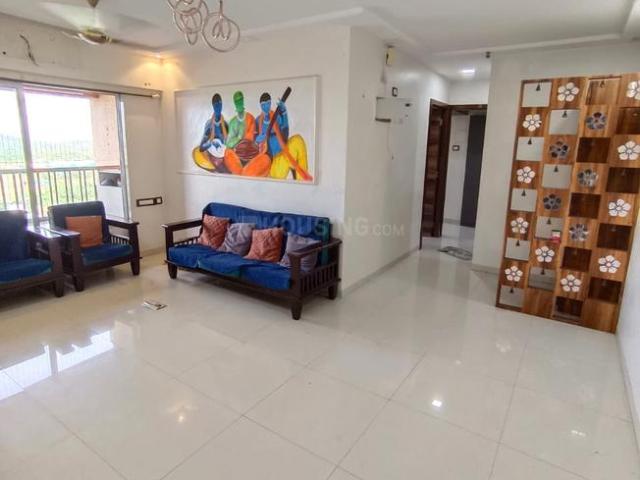 2 BHK Apartment in Kasarvadavali for rent Thane. The reference number is 17987812