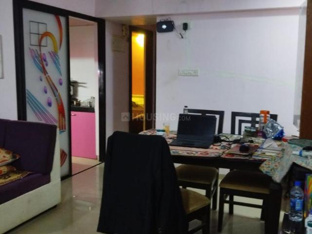 2 BHK Apartment in Kasarvadavali for rent Thane. The reference number is 18036363