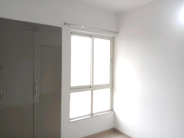 2 BHK Apartment in Kasarvadavali for rent Thane. The reference number is 18176860