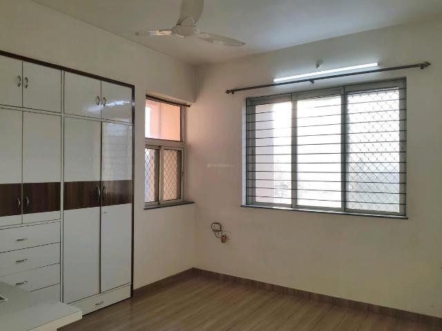 2 BHK Apartment in Kasarvadavali for rent Thane. The reference number is 18879330