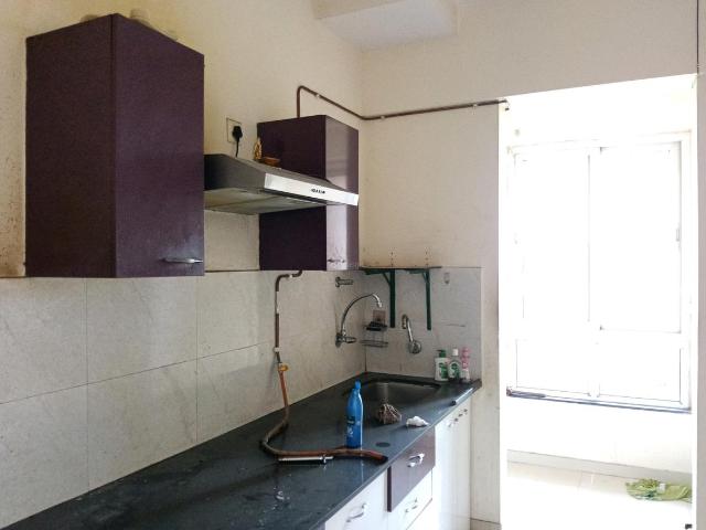2 BHK Apartment in Kasarvadavali for rent Thane. The reference number is 18943829