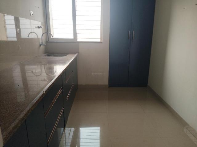 2 BHK Apartment in Kasarvadavali for rent Thane. The reference number is 19331139