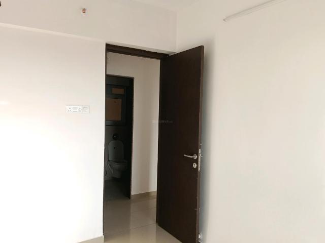 2 BHK Apartment in Kasarvadavali for rent Thane. The reference number is 19543523