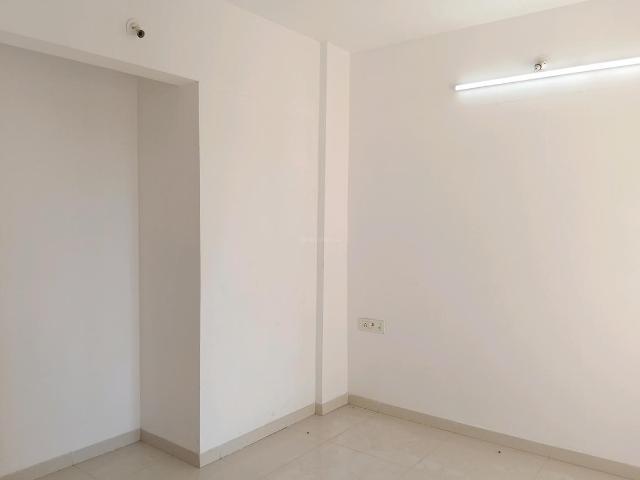 2 BHK Apartment in Kasarvadavali for rent Thane. The reference number is 19680275