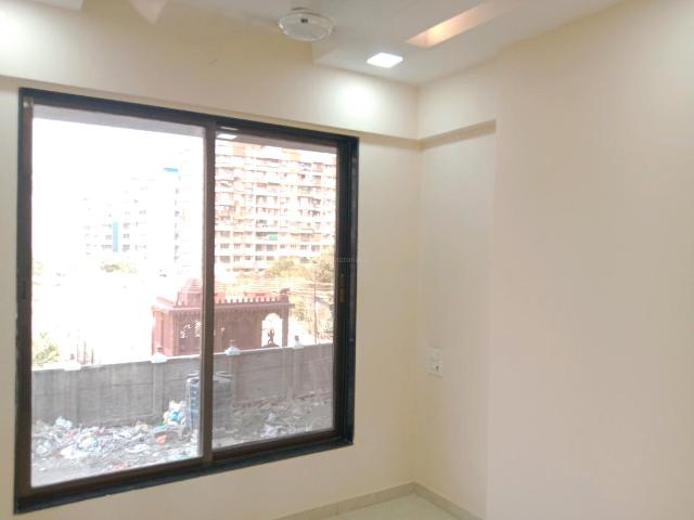 2 BHK Apartment in Kasarvadavali for rent Thane. The reference number is 19610579