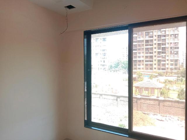 2 BHK Apartment in Kasarvadavali for rent Thane. The reference number is 19846569