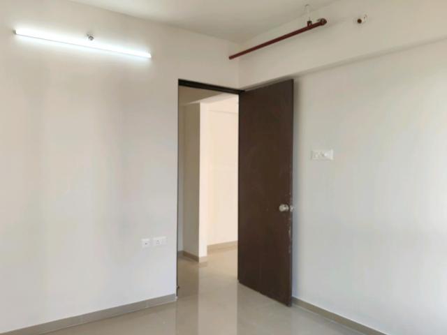 2 BHK Apartment in Kasarvadavali for rent Thane. The reference number is 19869668