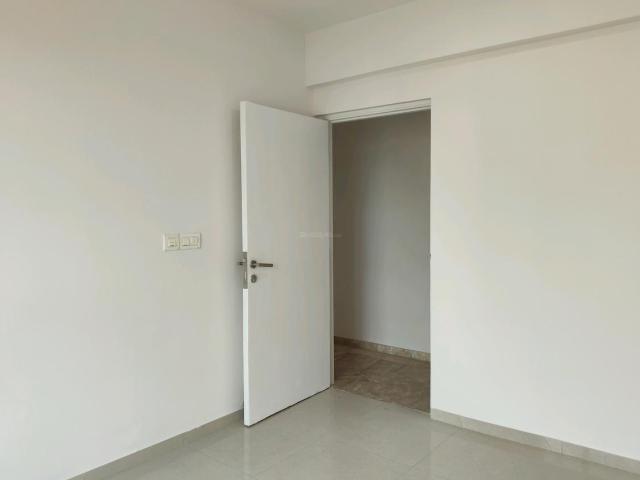2 BHK Apartment in Kasarvadavali for rent Thane. The reference number is 19876152