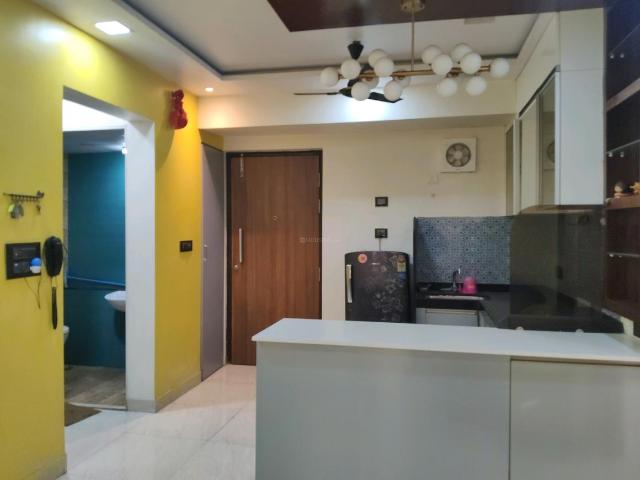 2 BHK Apartment in Kasarvadavali for rent Thane. The reference number is 19819593